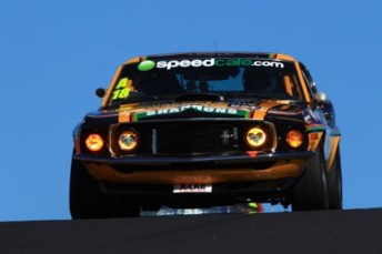 thumb John Bowe through the Coates Hire Esses