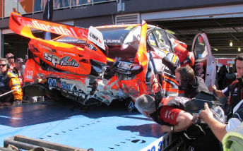 Luff's damaged HRT Commodore