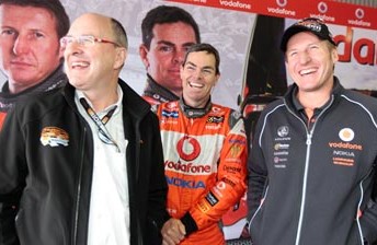 thumb Tony Cochrane, Craig Lowndes and Mark Skaife
