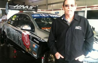 thumb Roy McDonald with the #17 Steve Johnson/David Besnard Falcon FG