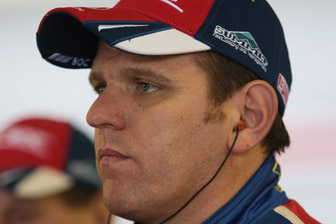 thumb Jason Bright will be replaced by Andrew Jones at Sandown this weekend