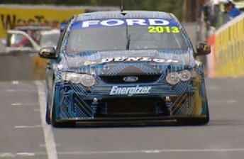 thu Neil Crompton drove the Ford