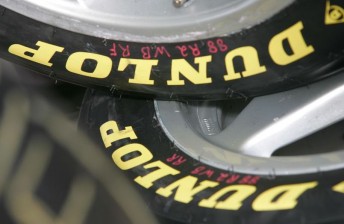 thumb Teams will have the freedom chose between compounds for Friday's qualifying race