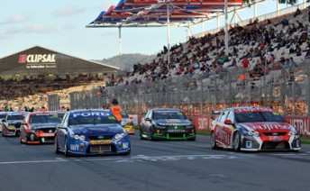 start The Dunlop Series line-up for the first race of the 2012 Dunlop Series