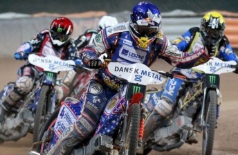 thumb Jason Crump on his way to his first SGP win in over 2 years
