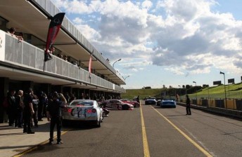 thumb The GT field in SMP's pitlane
