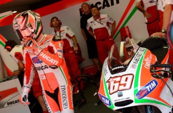 thumb Nicky Hayden will ride for Ducati for a fifth consecutive season in 2013