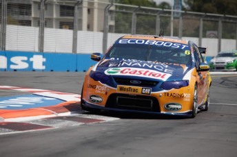 thumb Will Davison and Mika Salo have topped the times in the first practice session