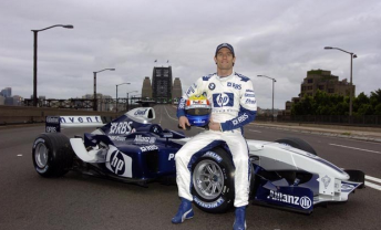 Webber's stunning Sydney Harbour Bridge promotion after signing for Williams in 2005