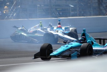 James Davison going underneath the James Hinchcliffe and Ed Carpenter crash