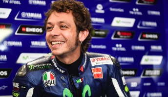 Valentino Rossi agrees new two year deal at Yamaha