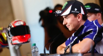 Jorge Lorenzo to stay at Yamaha for the next two years