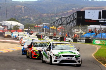 Harris made Utes history with victory in Race 2 at Clipsal 500