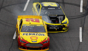 NASCAR suspends Matt Kenseth for wrecking Joey Logano at Martinsville