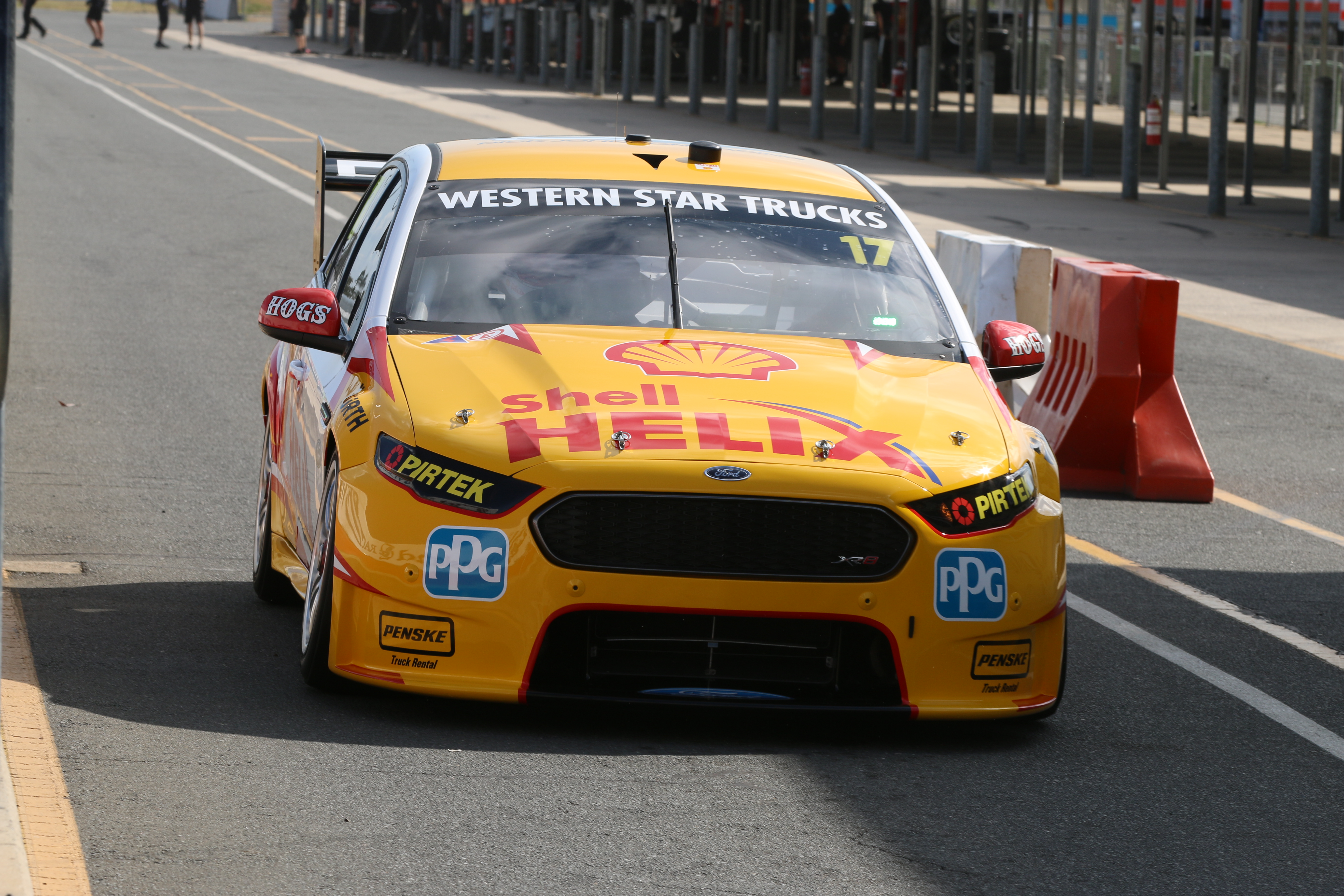 GALLERY Retro liveries hit the track at Ipswich
