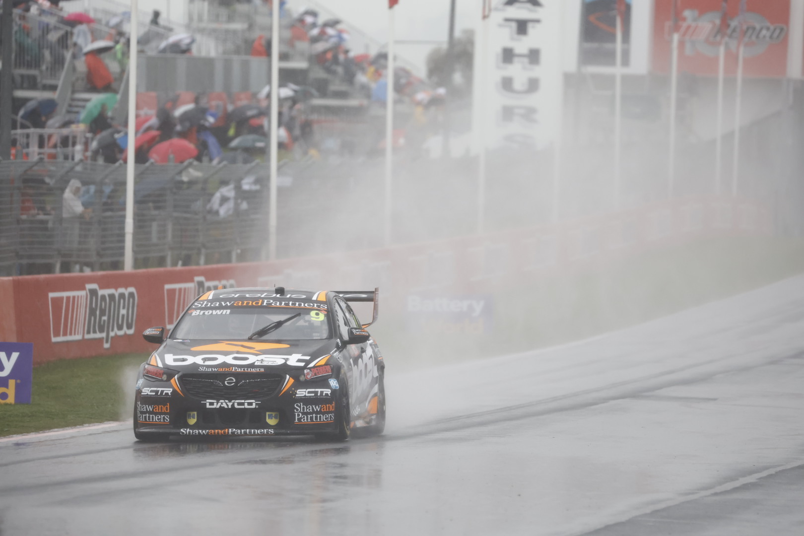 Brown No signs of chassis damage on Car 9